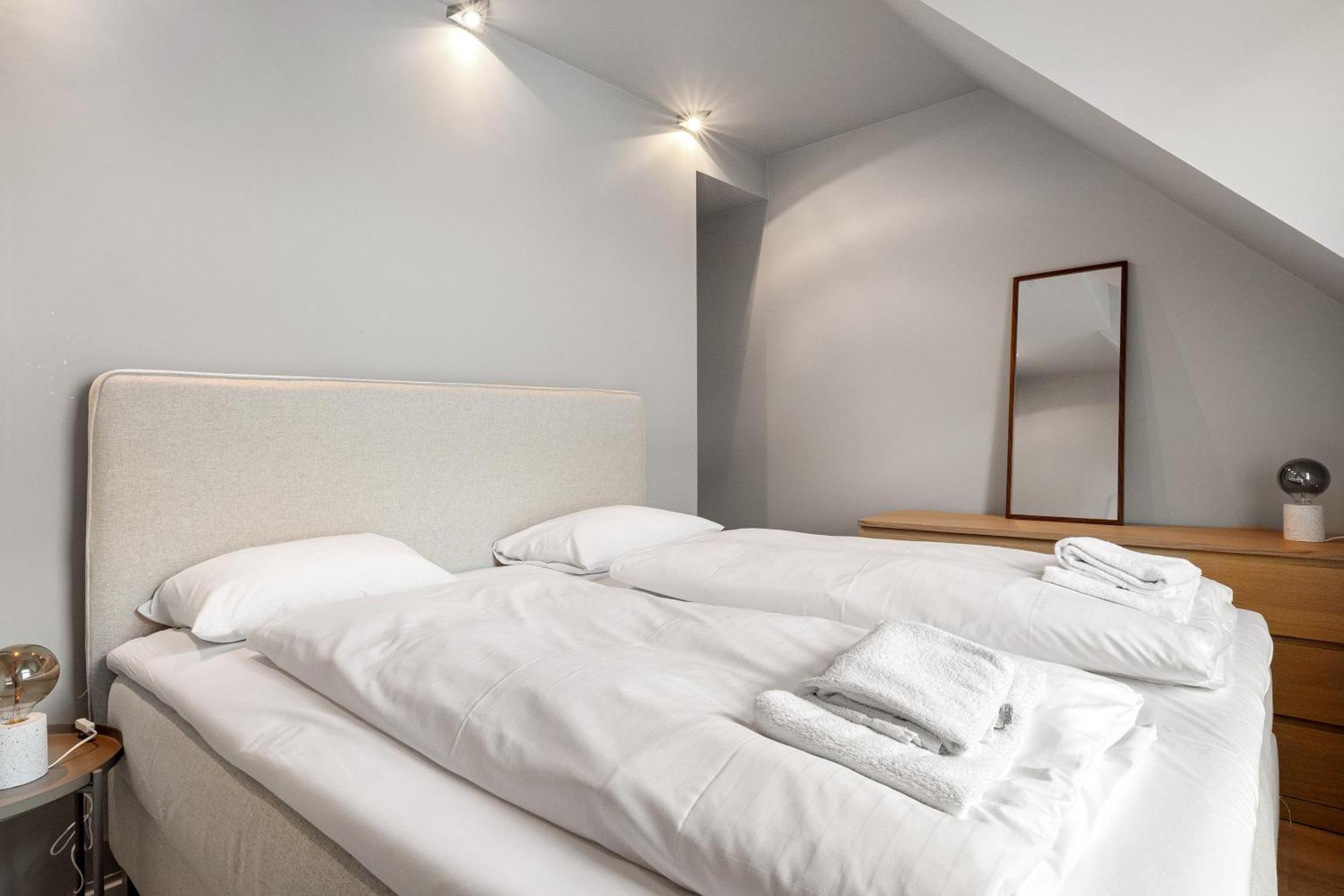Homerentals L 120Sqm Mid-Central - King Beds - 500Mbps Wi-Fi Bergen Eksteriør bilde